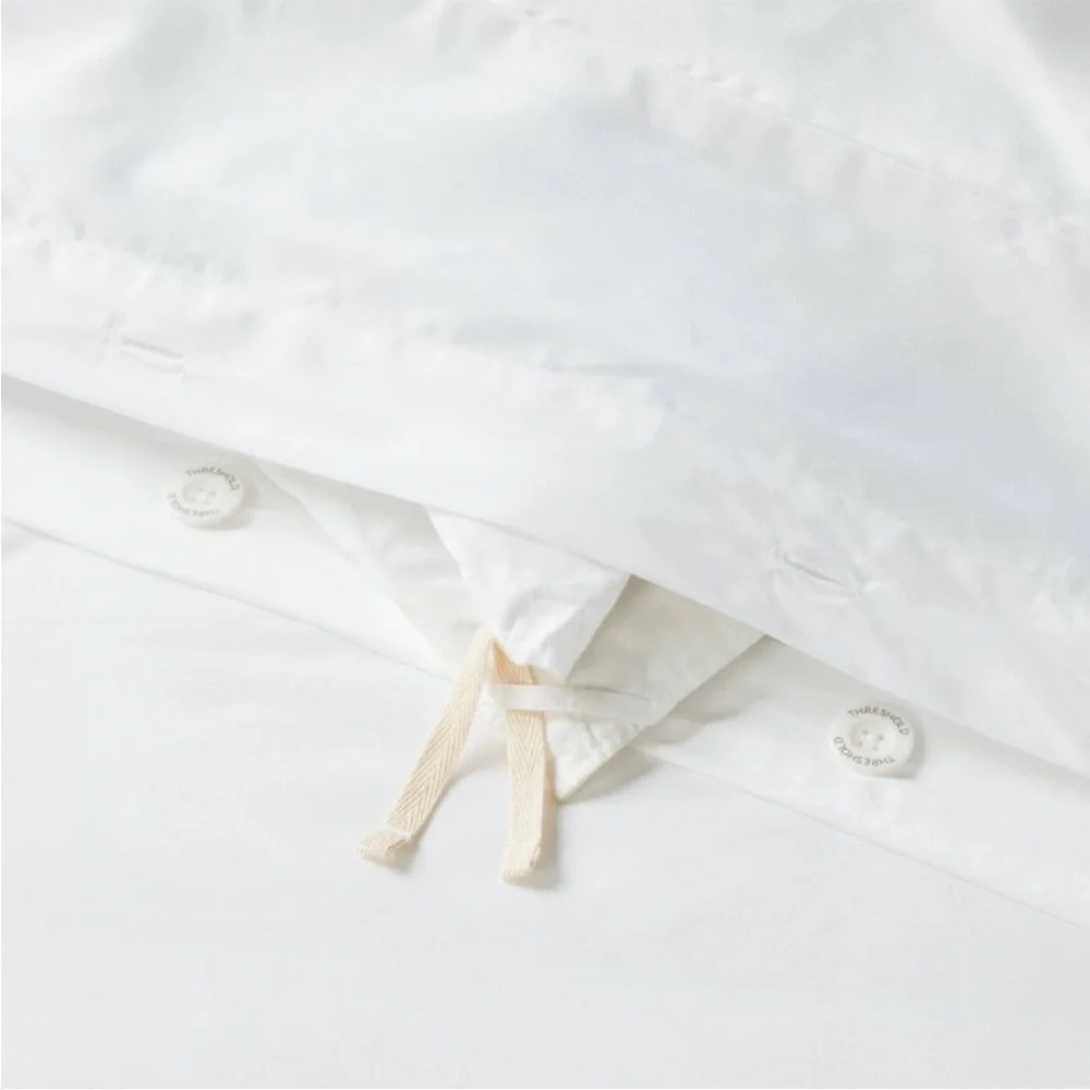 THRESHOLD NWT luxe embroidered border duvet cover & sham set -white -king